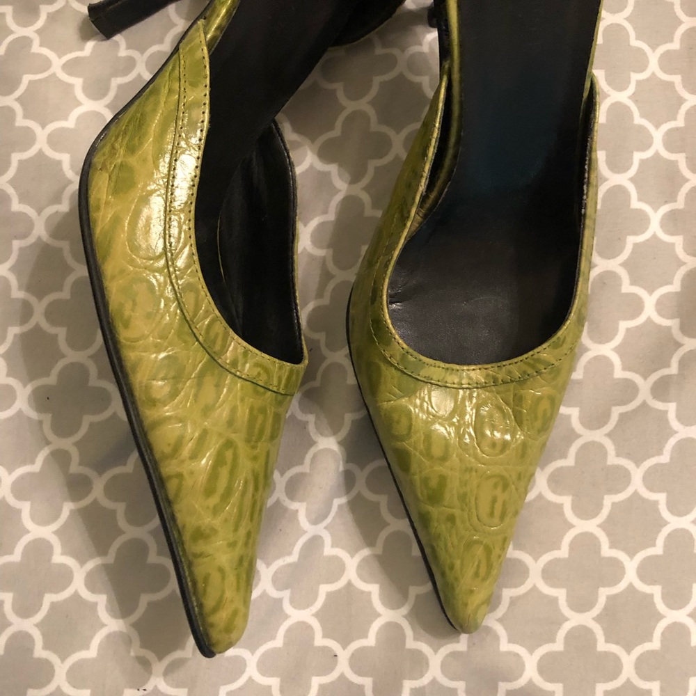 Kenneth Cole heels - size 7